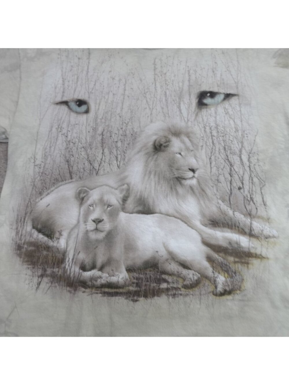 Mountain Shirt Medium Beige Gray Lions 2009 Cotton Made in USA
